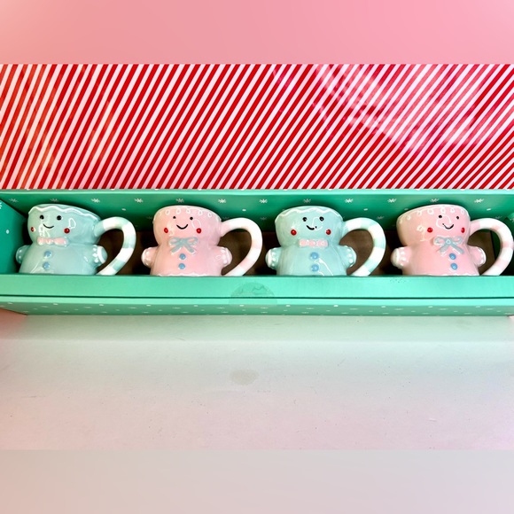 4 Christmas Ceramic Blue Pink Gingerbread Boys Girls Espresso Mugs Cups Tier - Picture 4 of 8